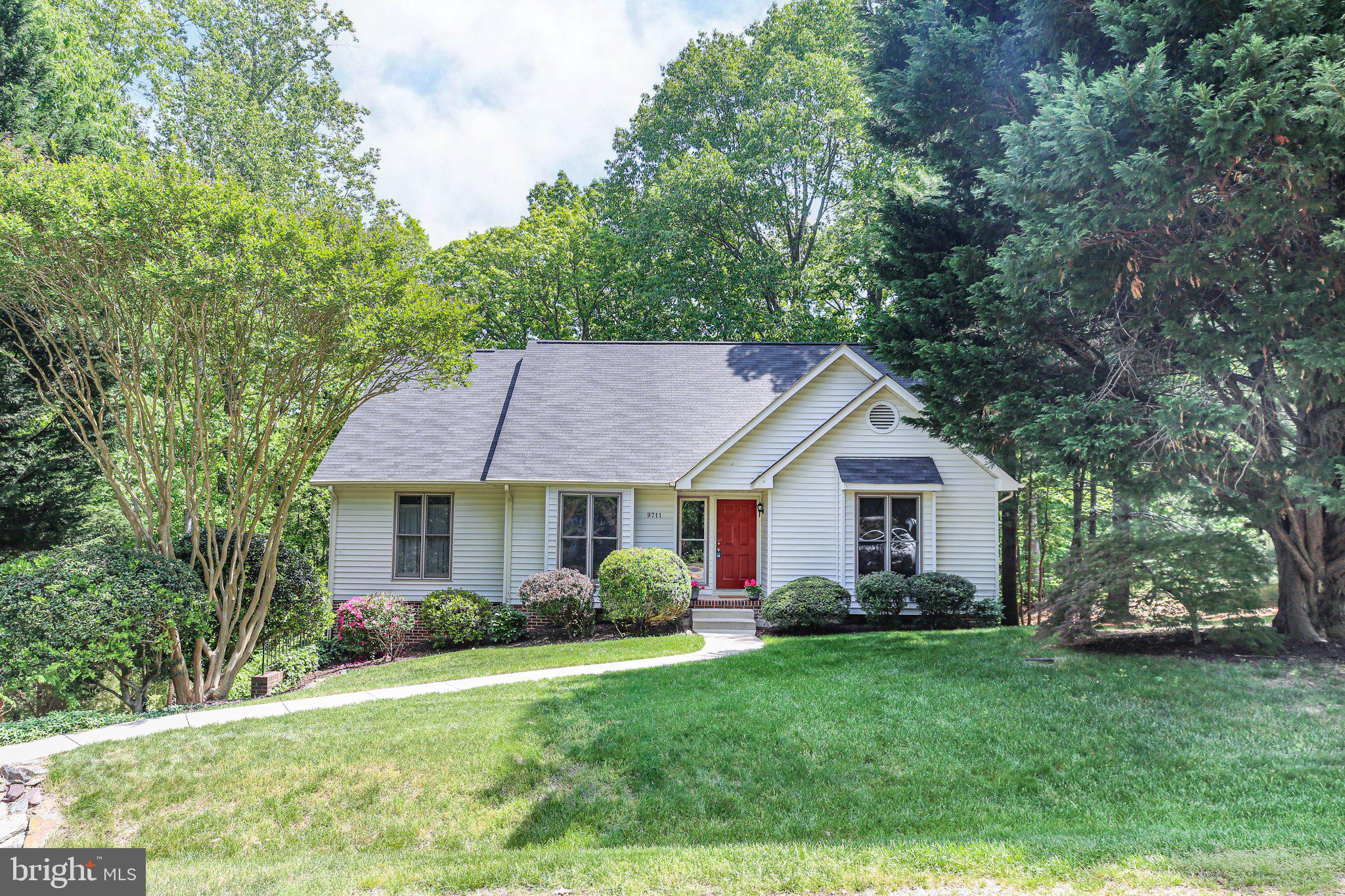 9711 Gunston Hall Rd