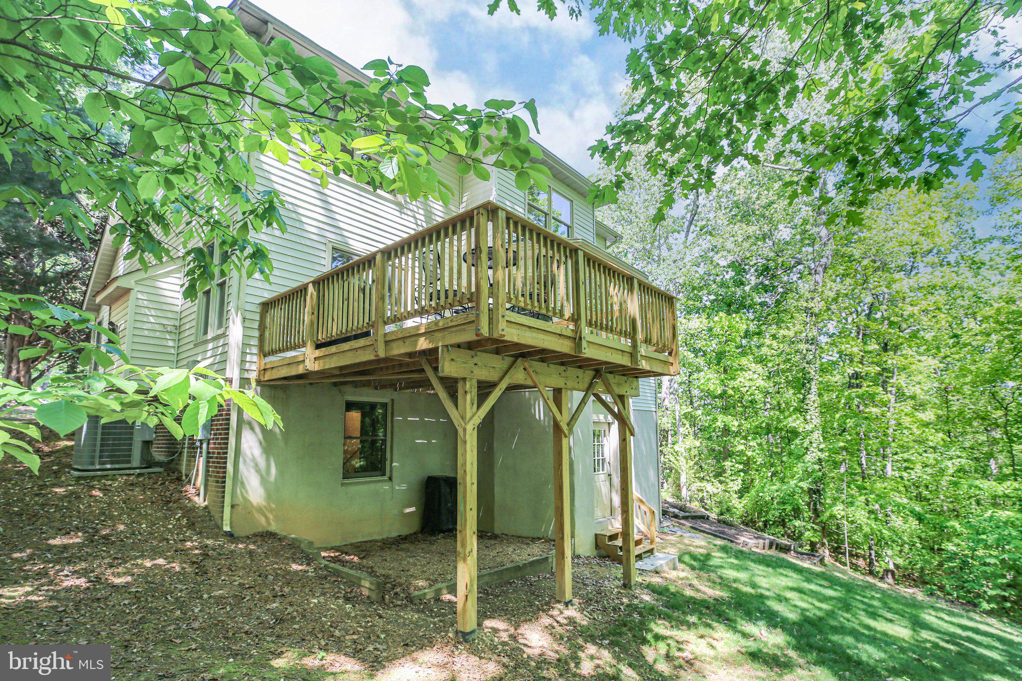 9711 Gunston Hall Rd