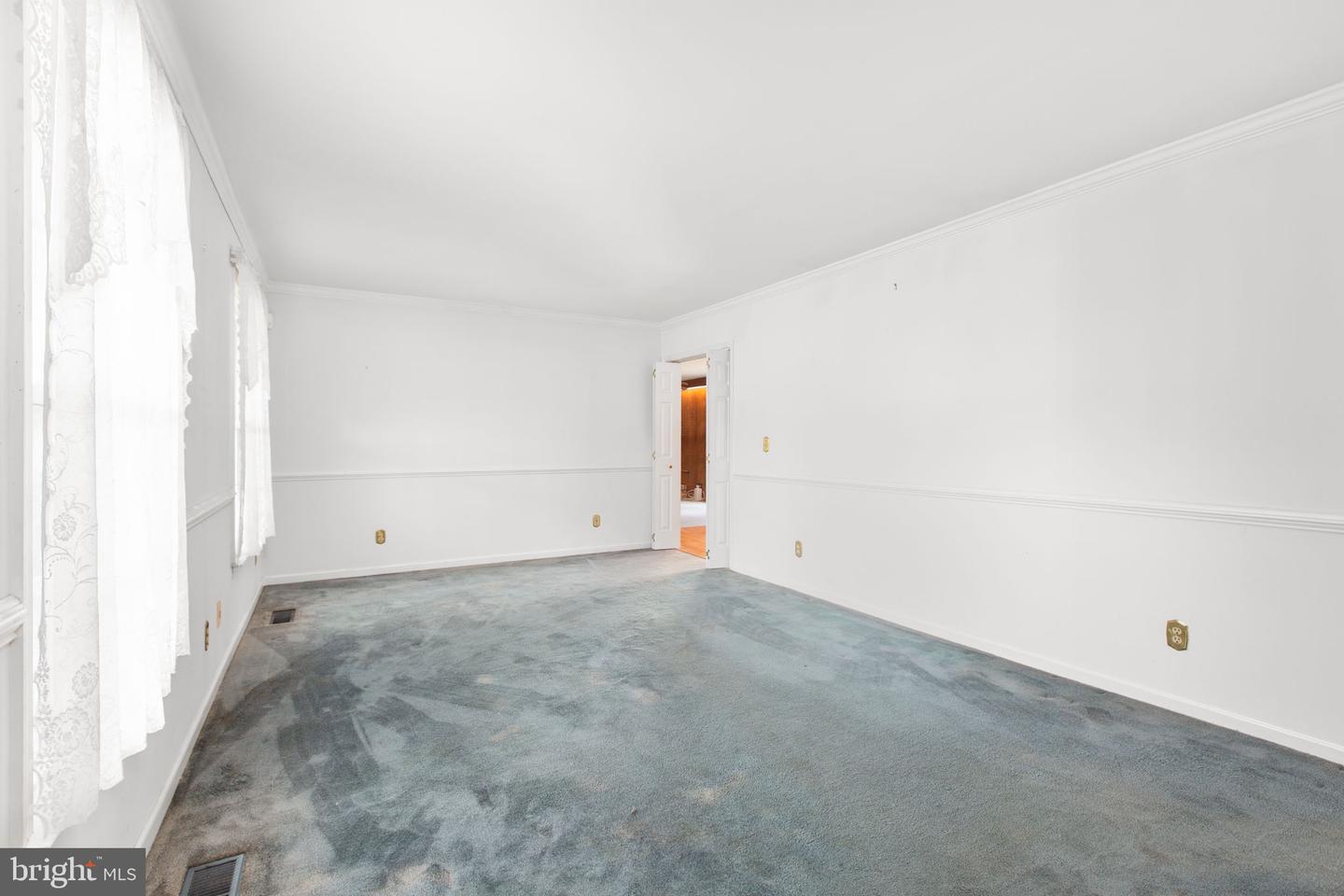 307 Butternut Dr