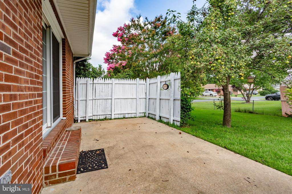 307 Butternut Dr