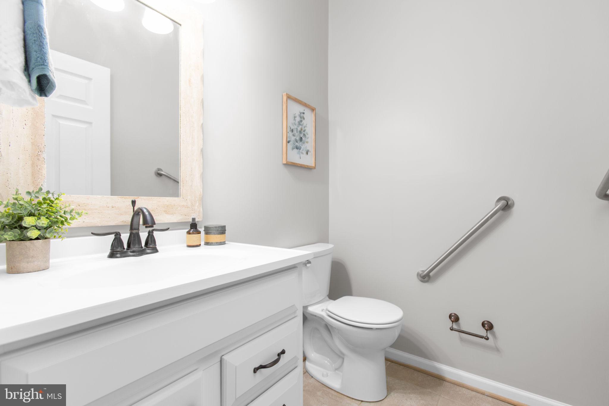 11923 GARDENIA DRIVE