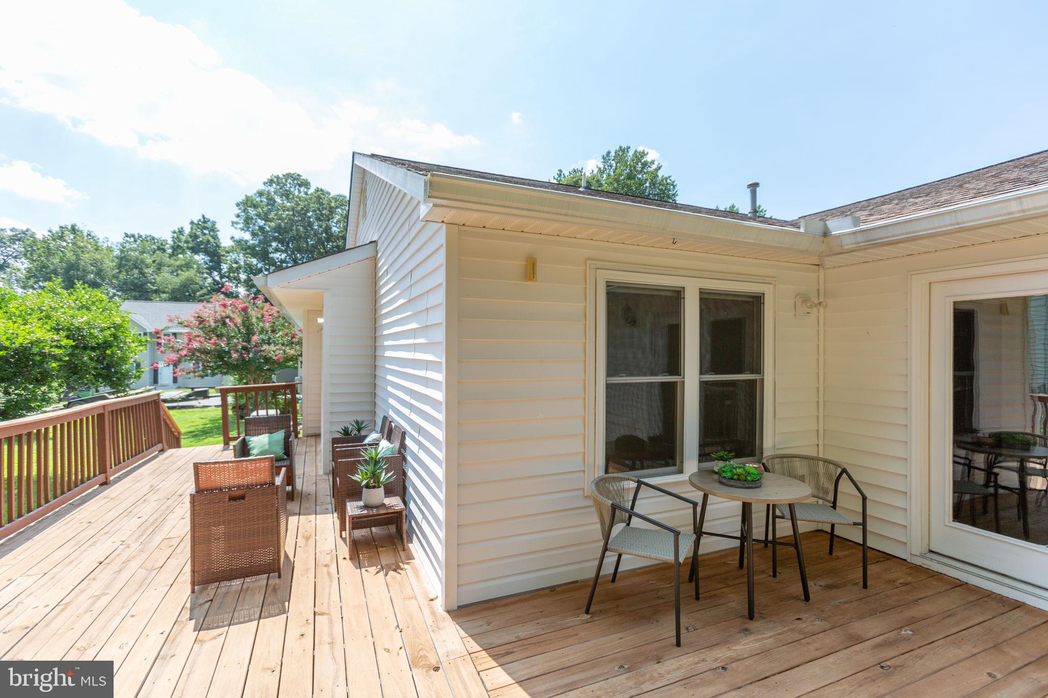 11923 GARDENIA DRIVE