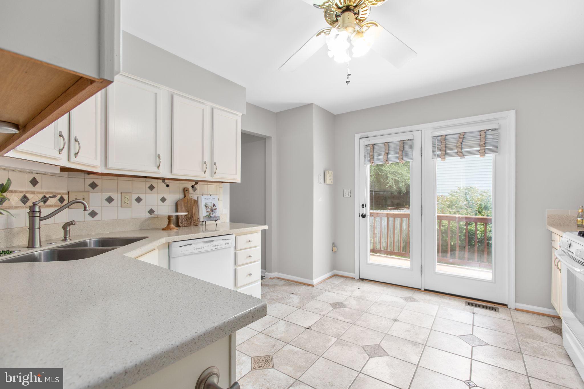 11923 GARDENIA DRIVE