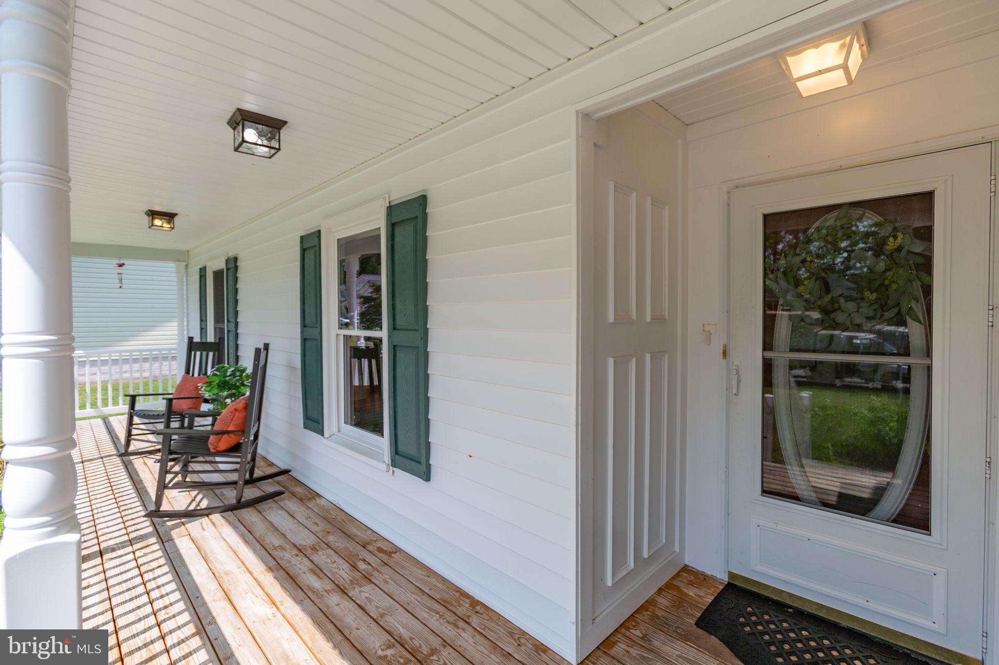 11923 GARDENIA DRIVE