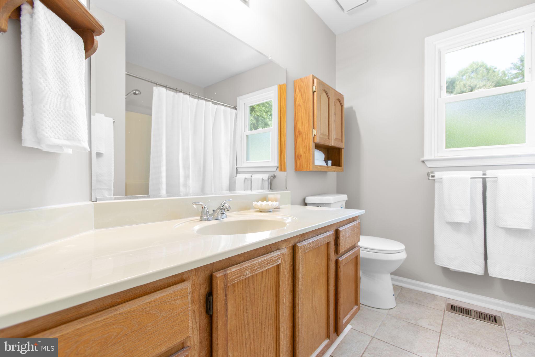 11923 GARDENIA DRIVE