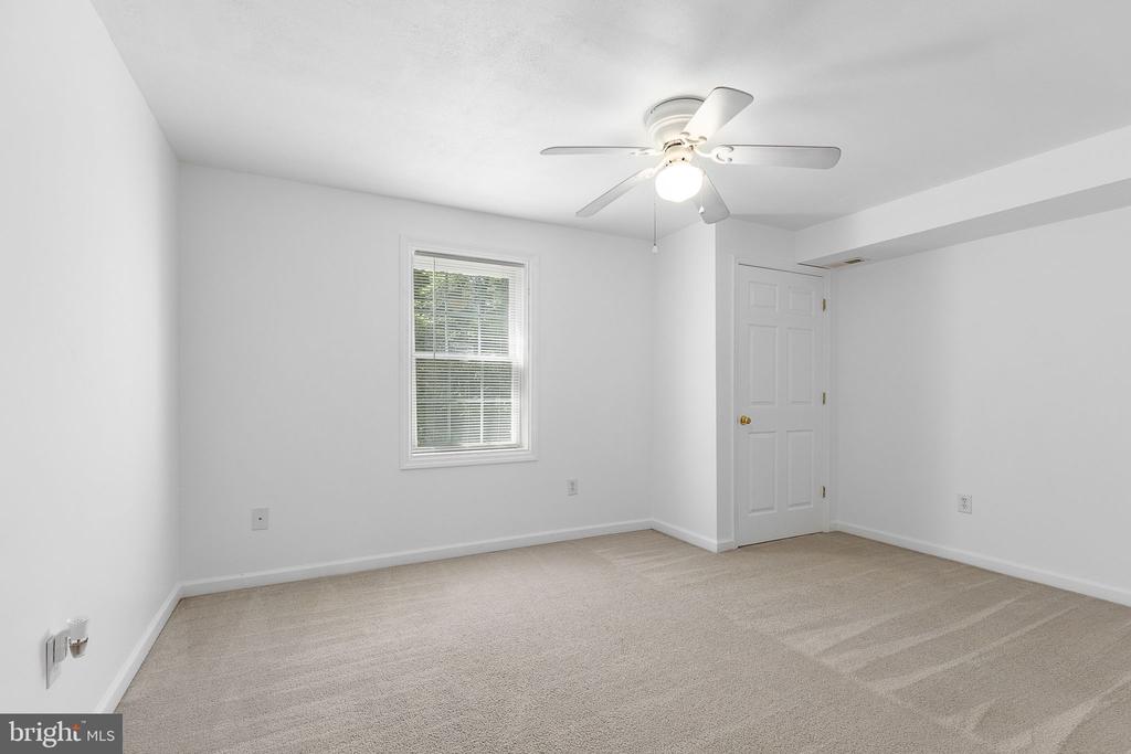 9610 HICKORY HILL DRIVE