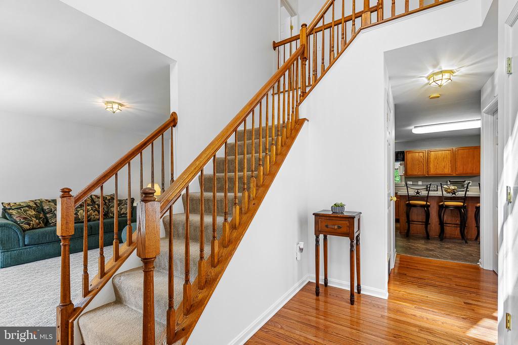9610 HICKORY HILL DRIVE