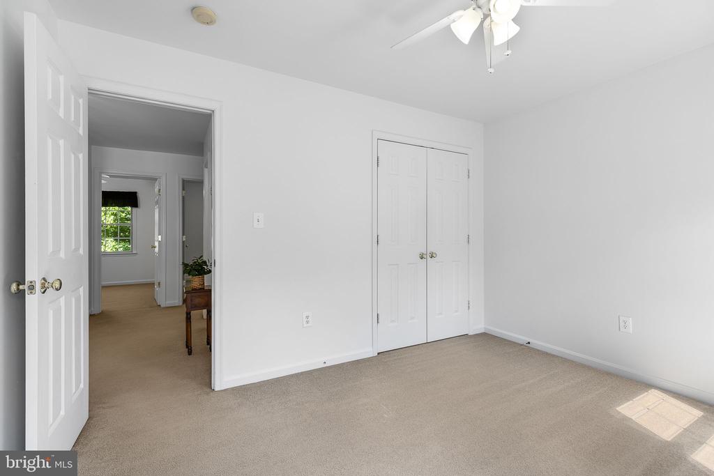 9610 HICKORY HILL DRIVE