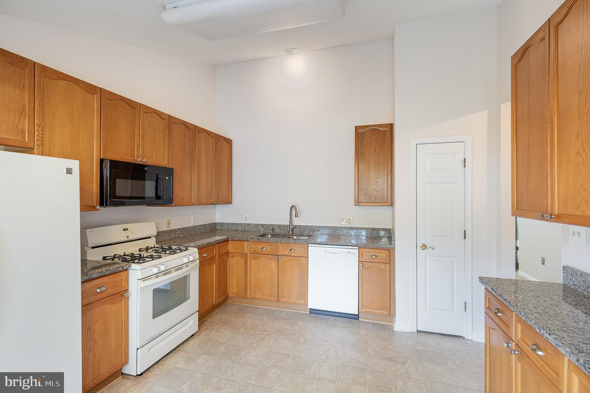 11333 SAVANNAH DRIVE