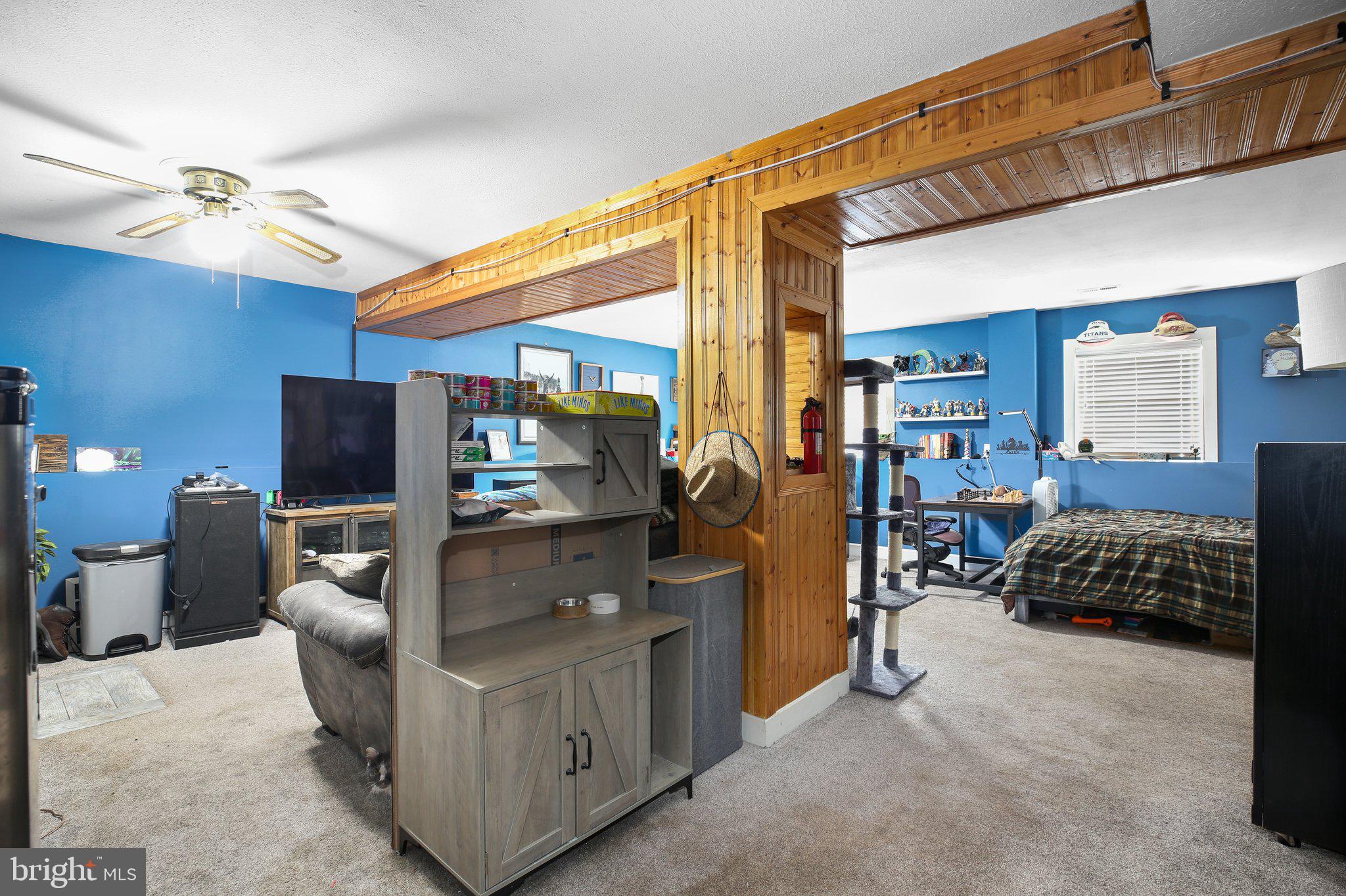 10708 LIVE OAK COURT