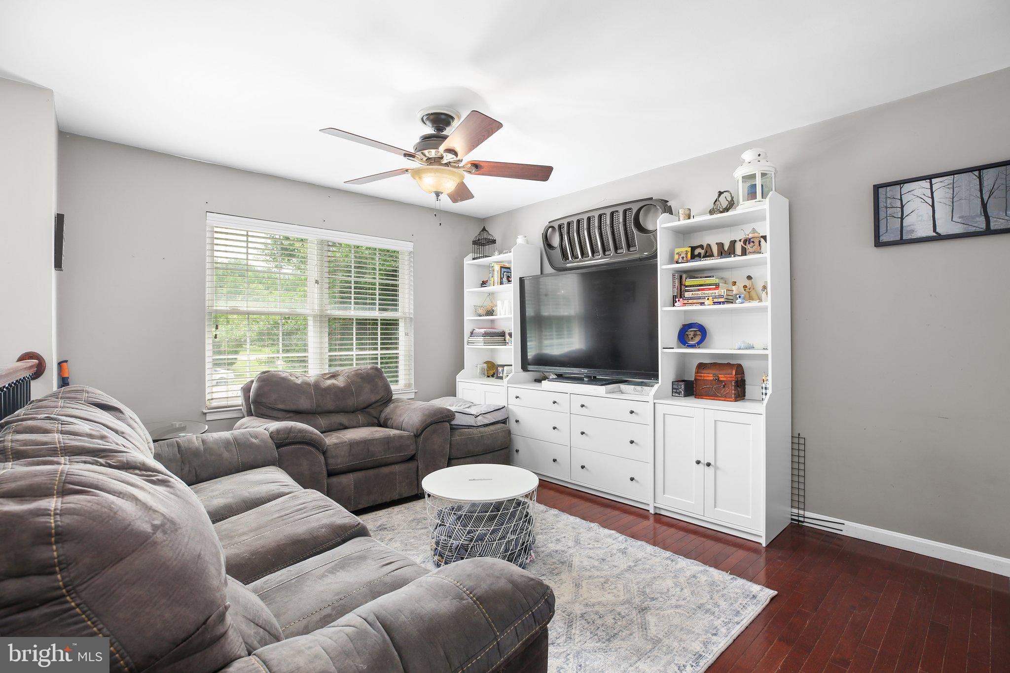 10708 LIVE OAK COURT