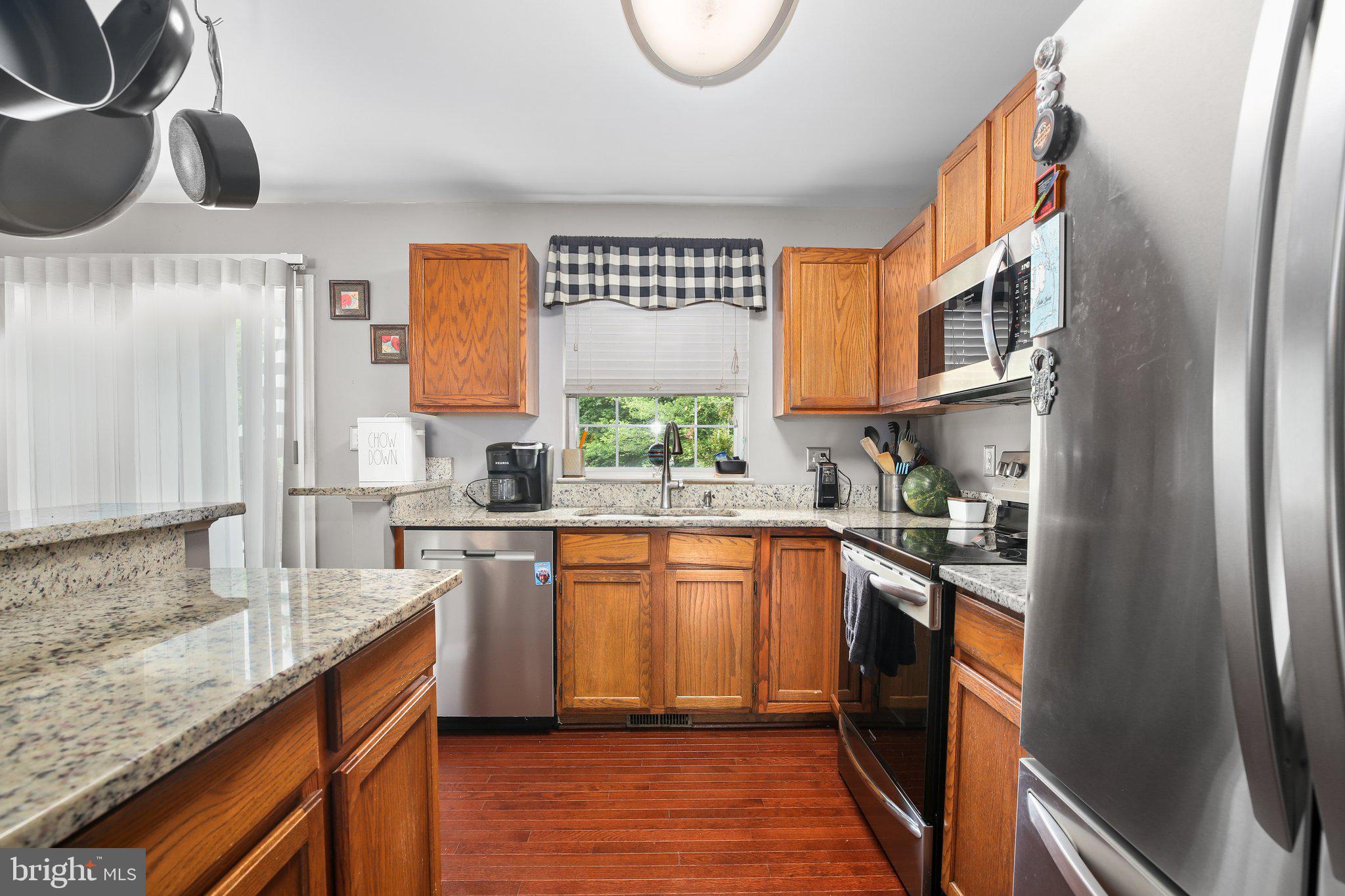 10708 LIVE OAK COURT