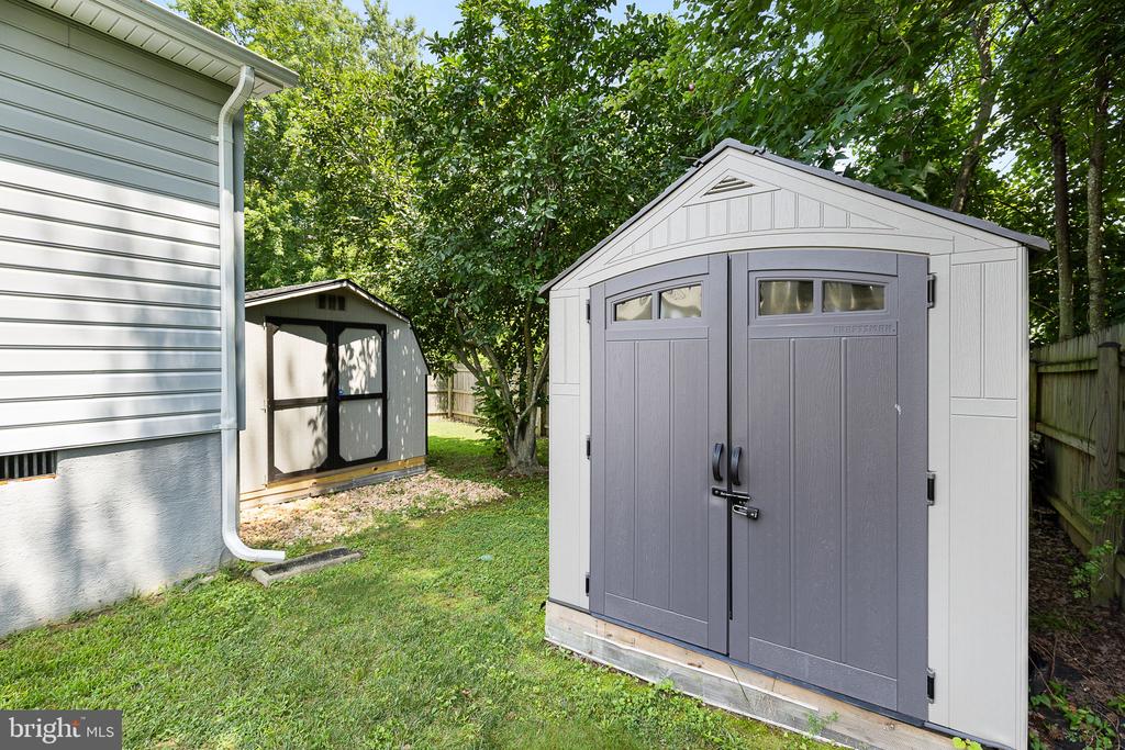10813 BENT TREE DRIVE