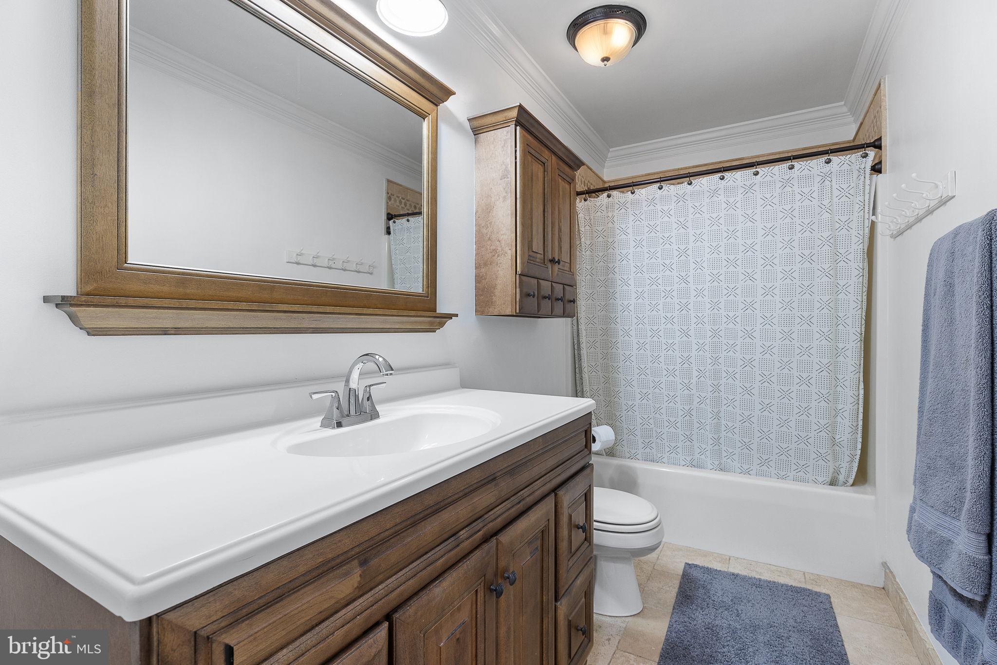 10417 FOREST HILL COURT