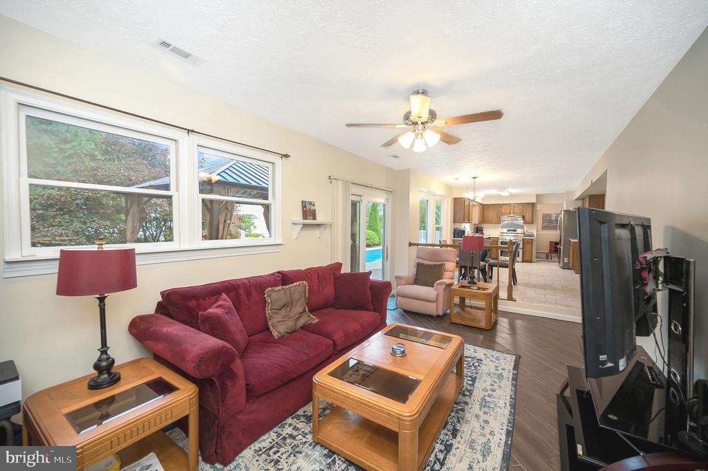 7500 HARVEST LANE