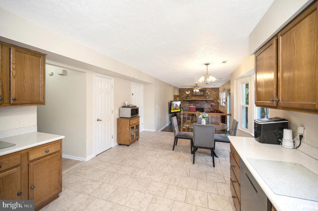7500 HARVEST LANE