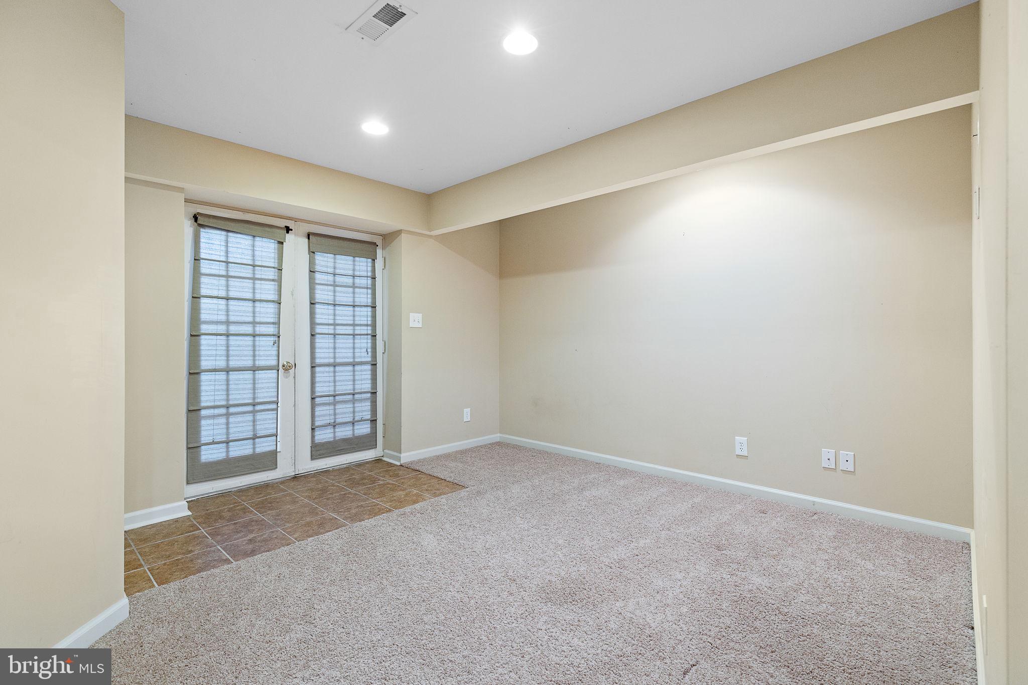 2703 SCHUMANN STREET