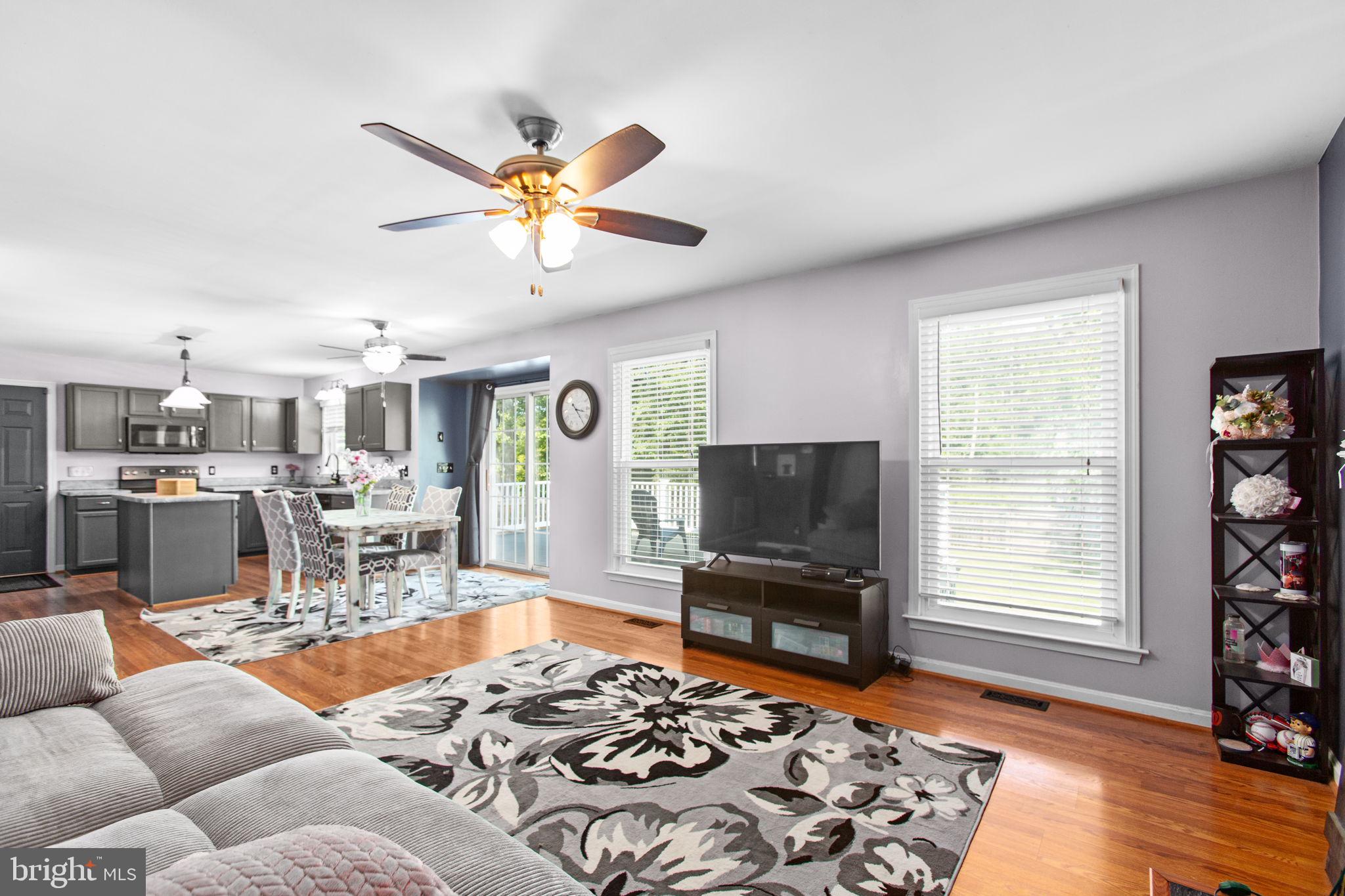 10805 MEADOWLARK LANE