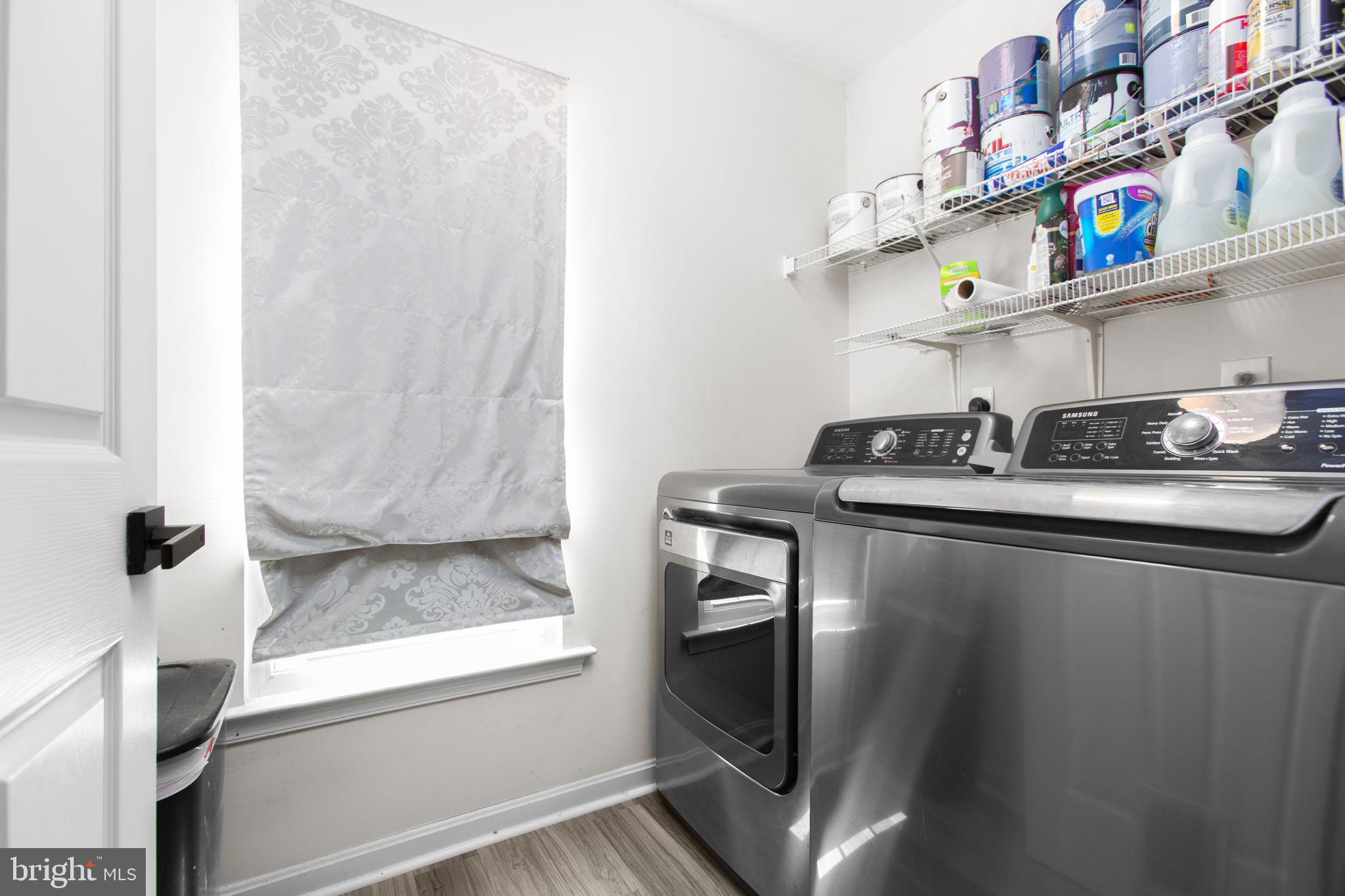 10805 MEADOWLARK LANE