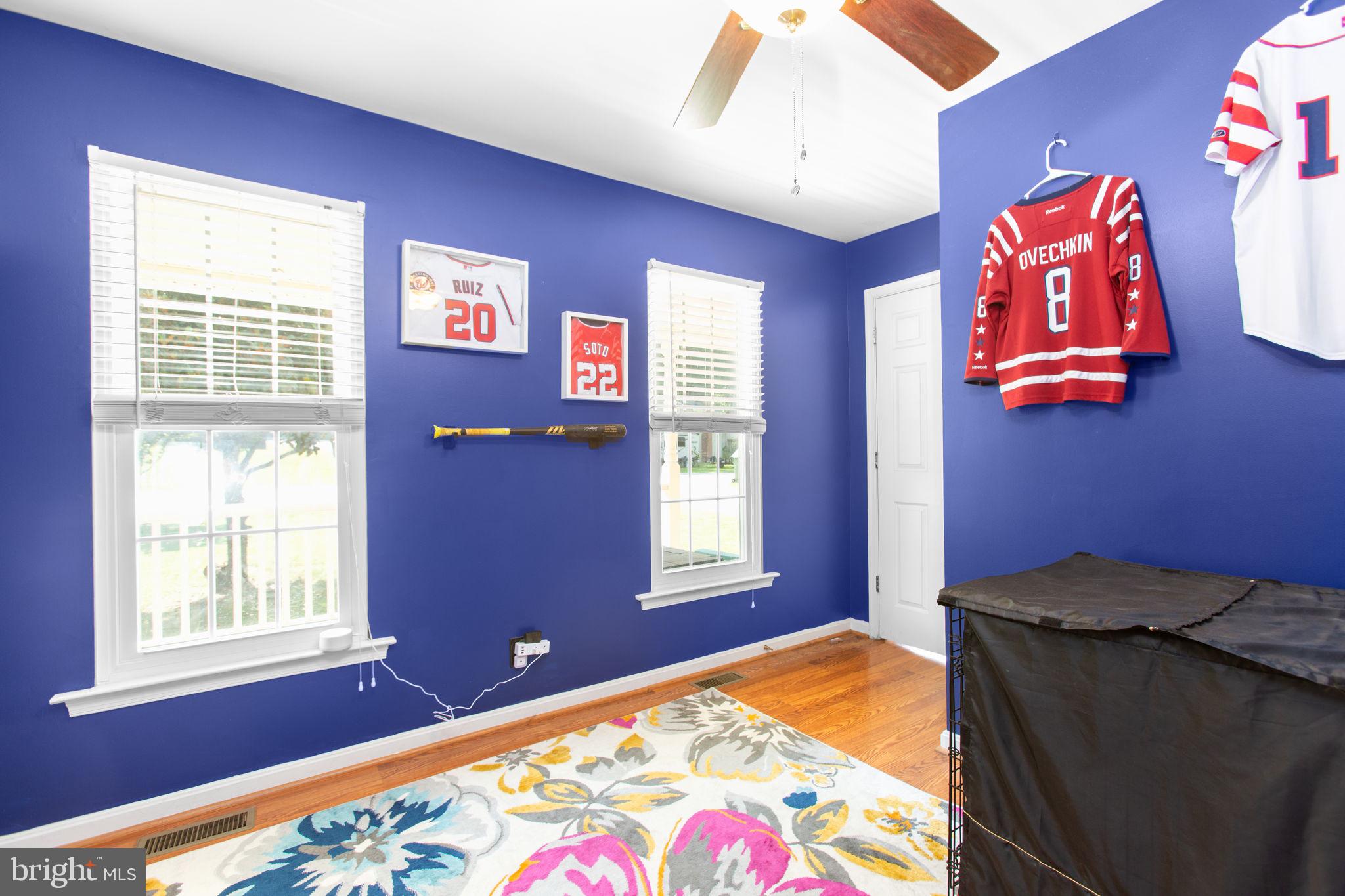 10805 MEADOWLARK LANE