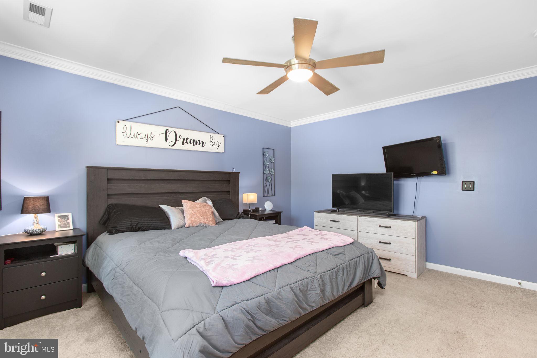 10805 MEADOWLARK LANE