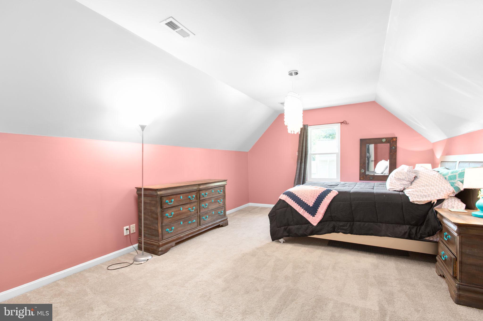 10805 MEADOWLARK LANE