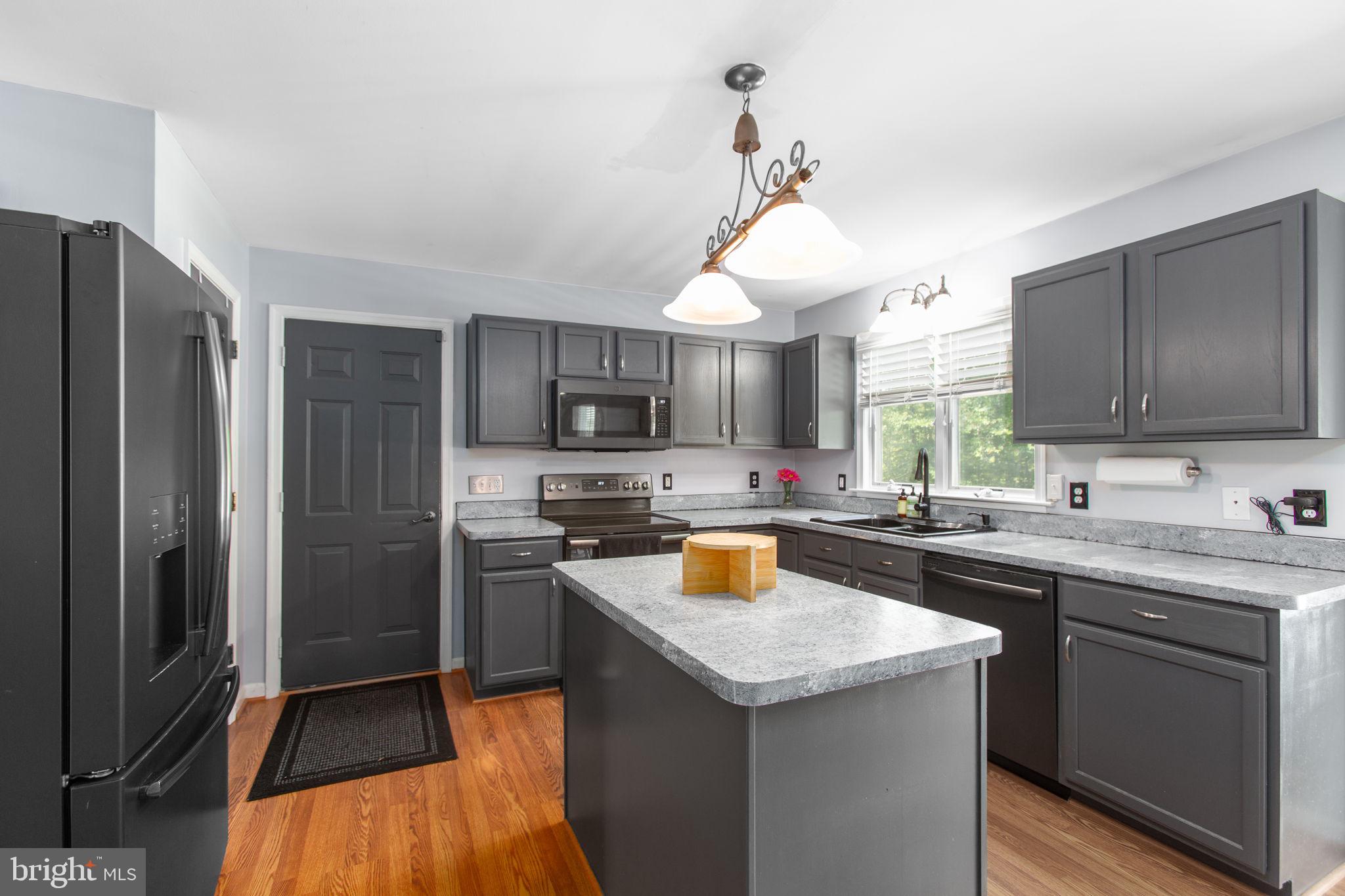 10805 MEADOWLARK LANE