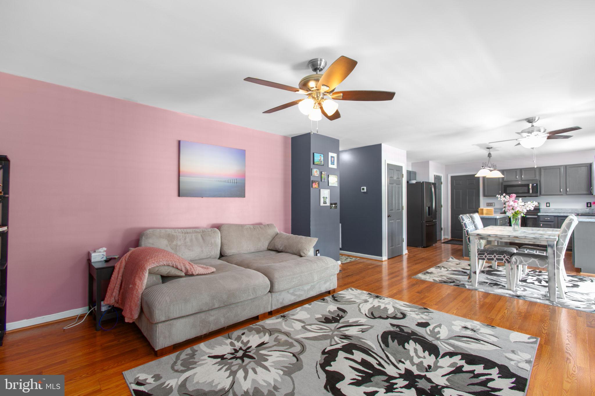 10805 MEADOWLARK LANE