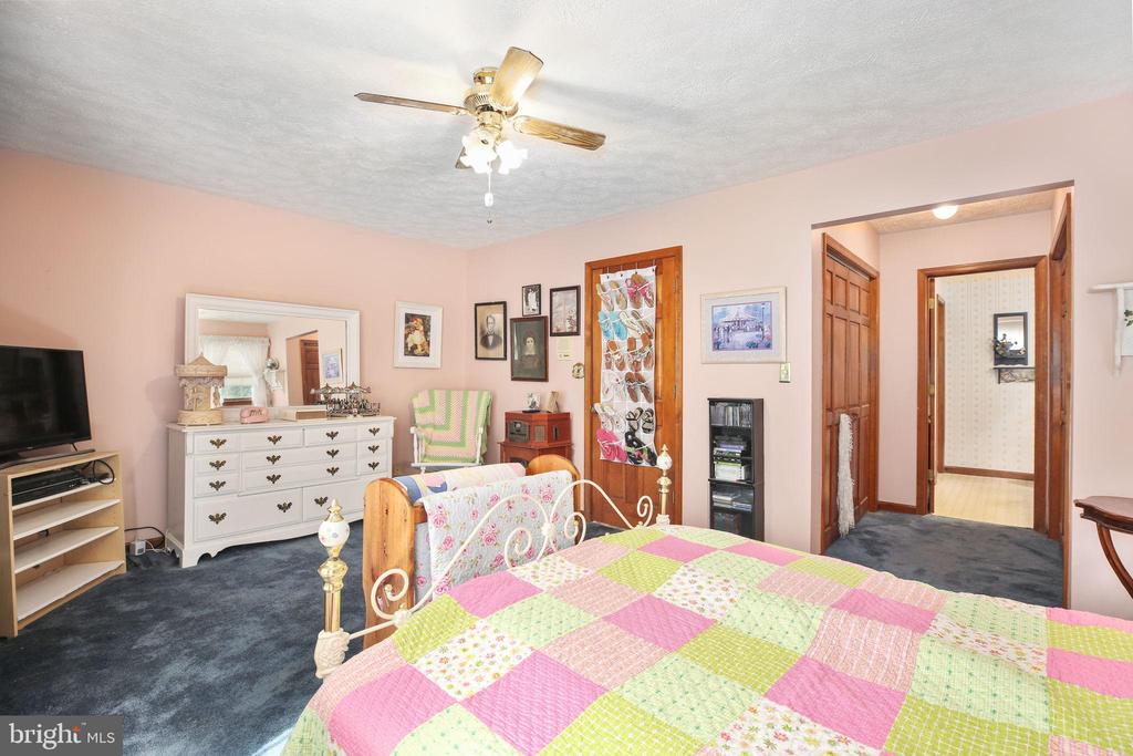 14111 US FORD ROAD