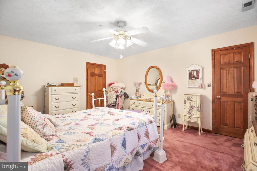 14111 US FORD ROAD