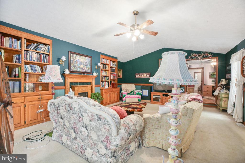 14111 US FORD ROAD