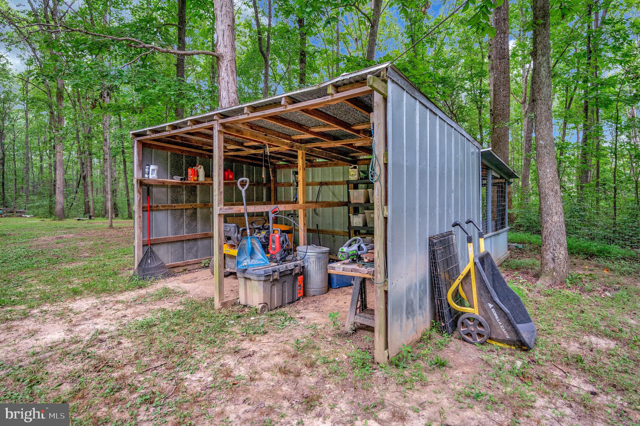 8515 BERKELEY FARMS LANE