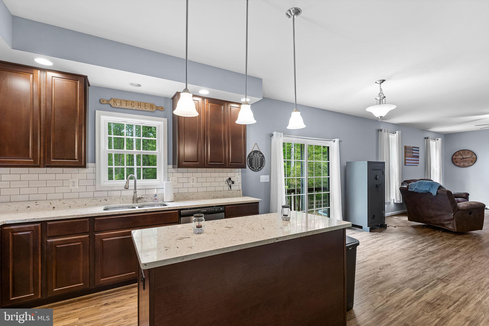 10516 PINEY BRANCH ROAD