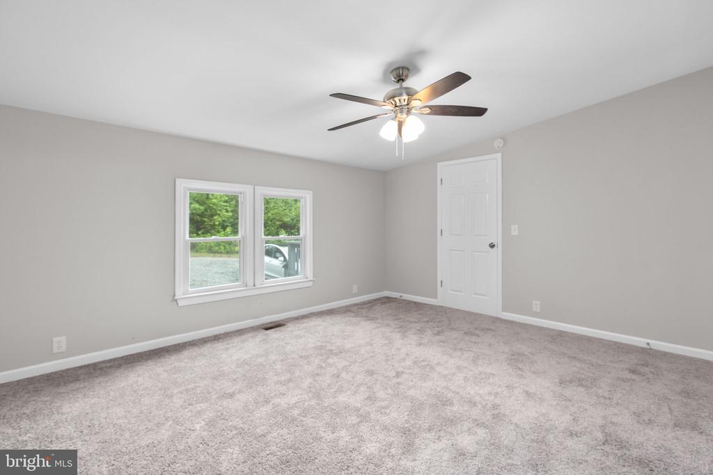 10337 BEAVER LANE