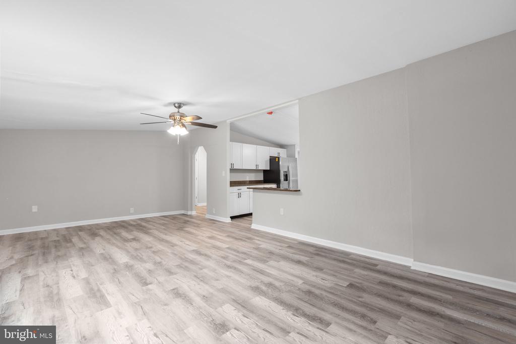 10337 BEAVER LANE