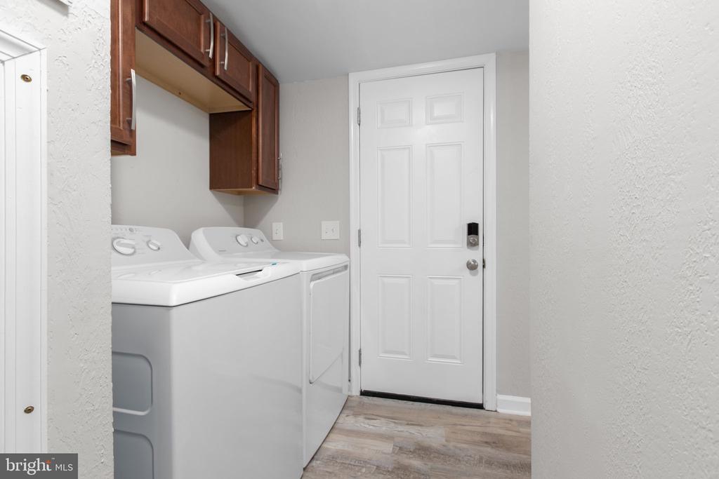 10337 BEAVER LANE