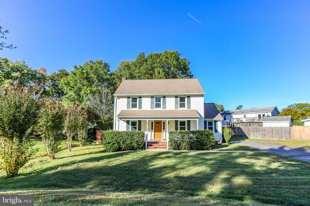 606 CASEY PLACE