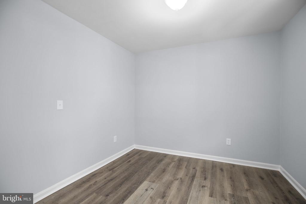 606 CASEY PLACE