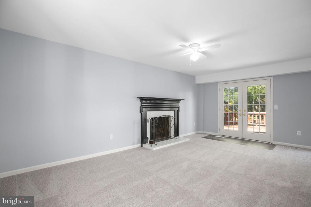 606 CASEY PLACE