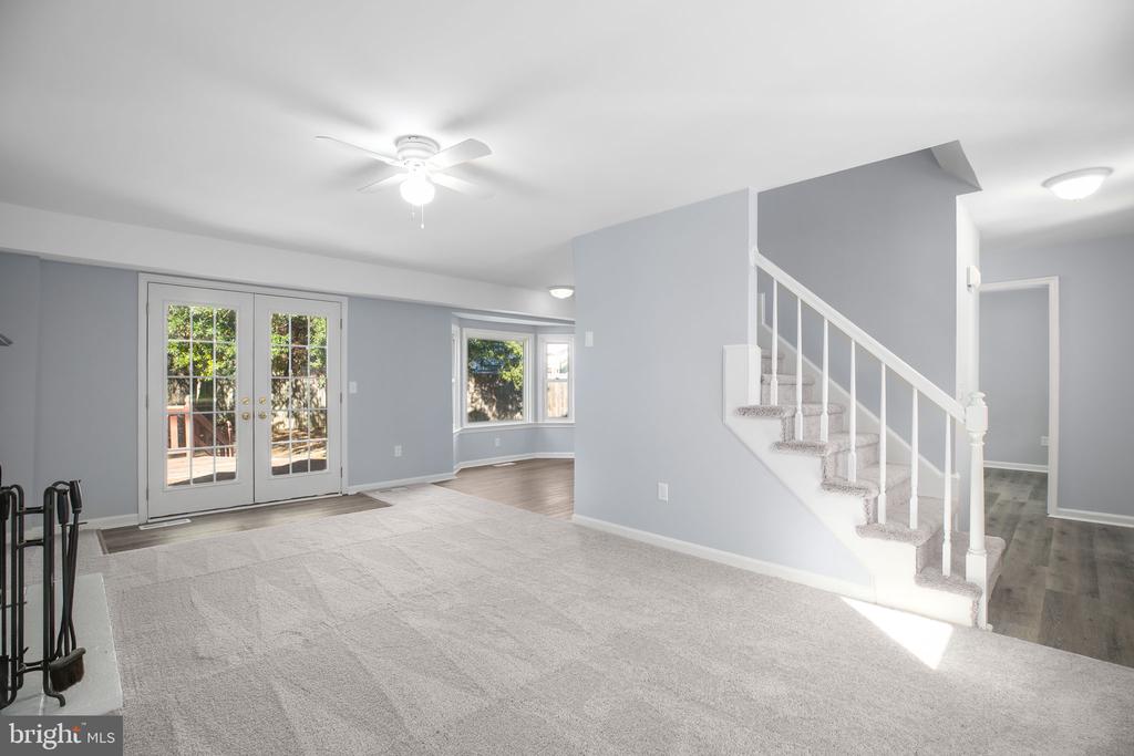 606 CASEY PLACE