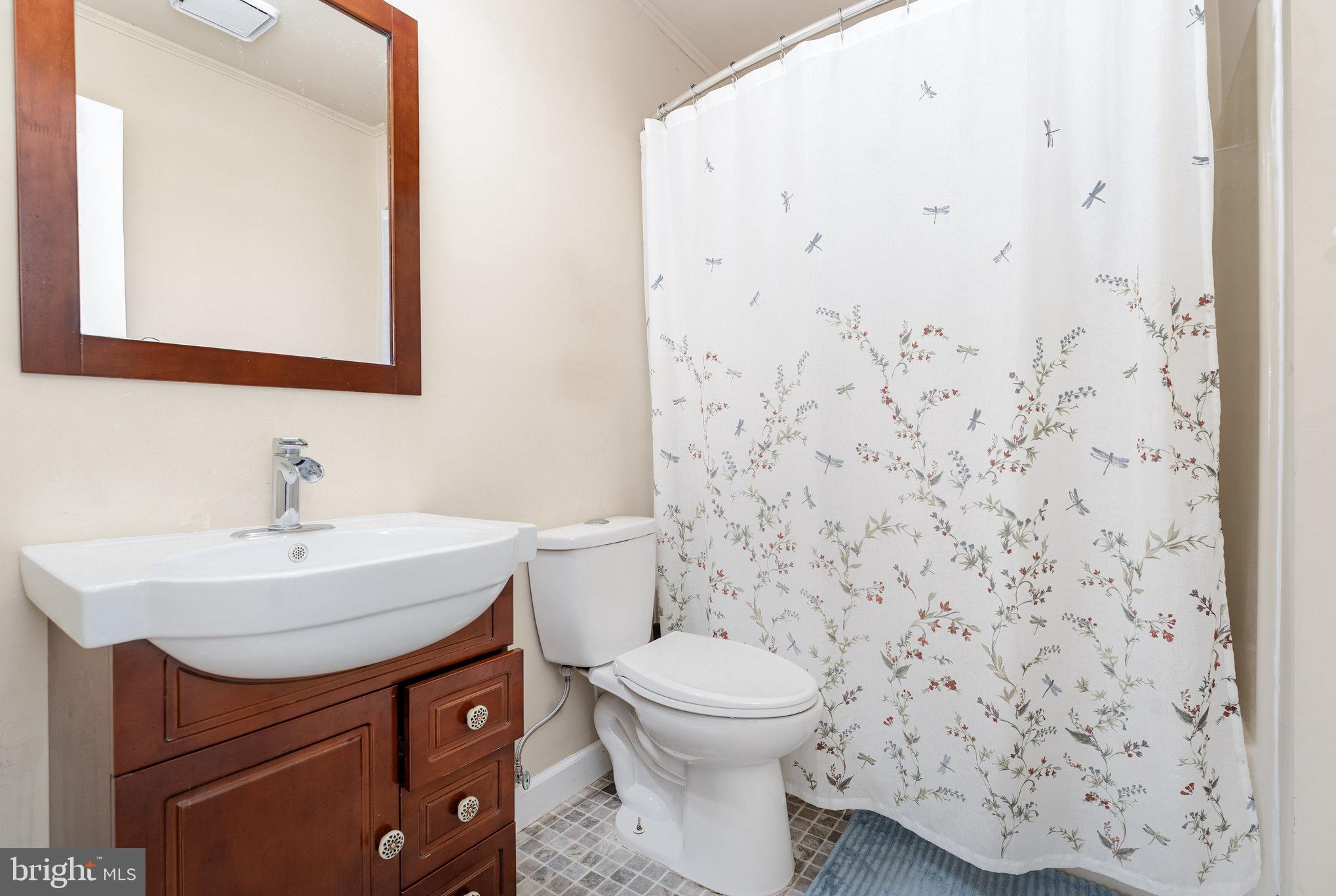 5813 QUEENS MILL CIRCLE