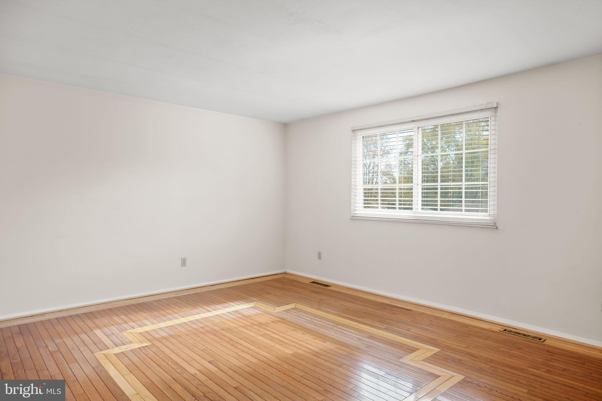 5068 MACNAMARA DRIVE