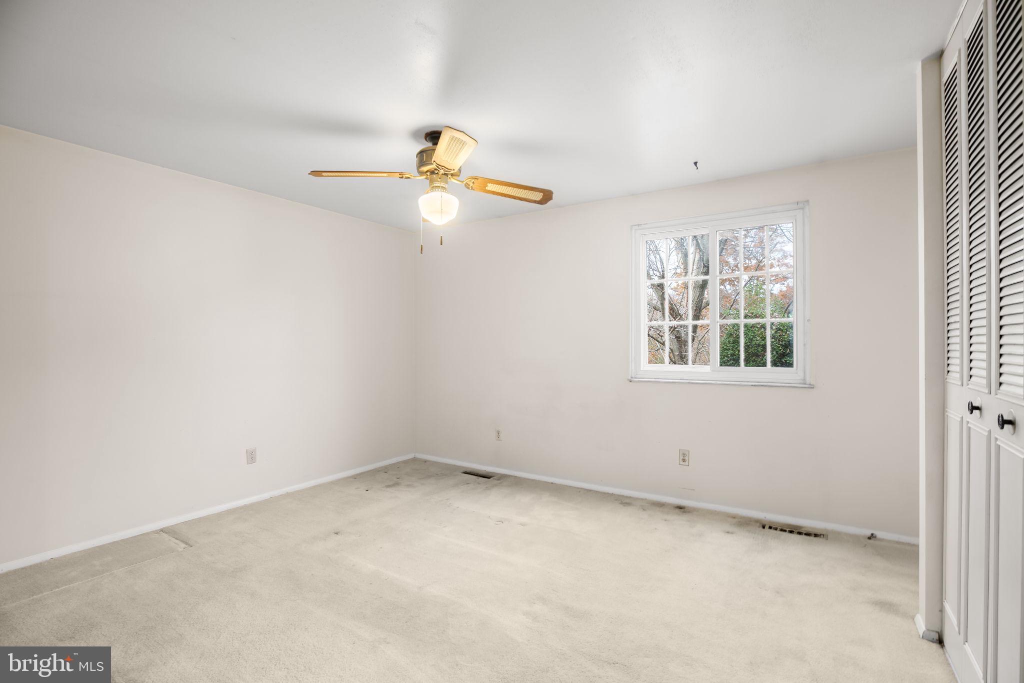 5068 MACNAMARA DRIVE