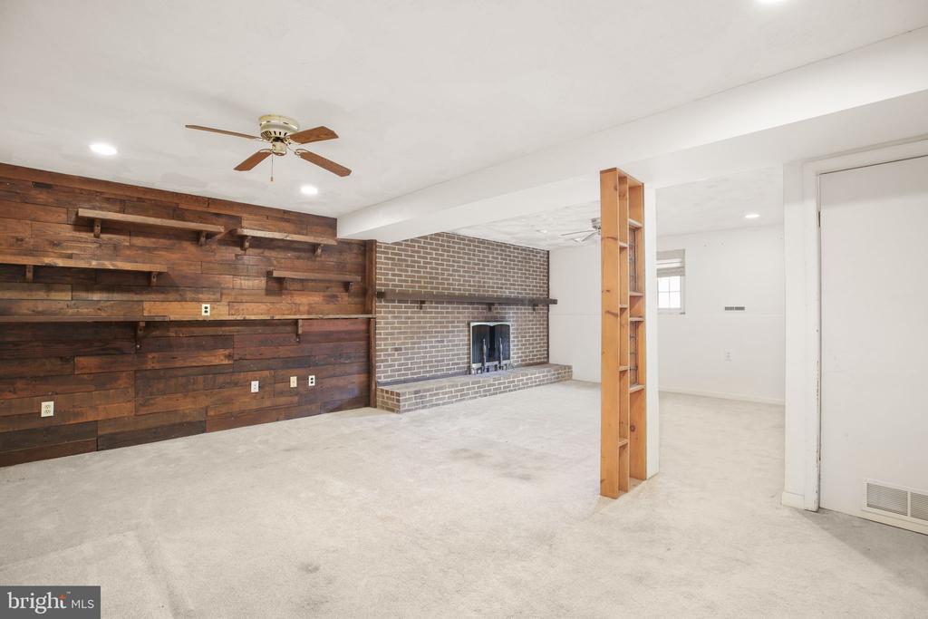 5068 MACNAMARA DRIVE