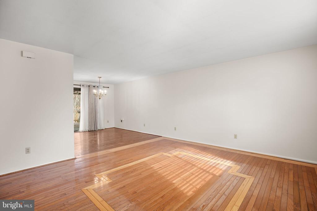 5068 MACNAMARA DRIVE