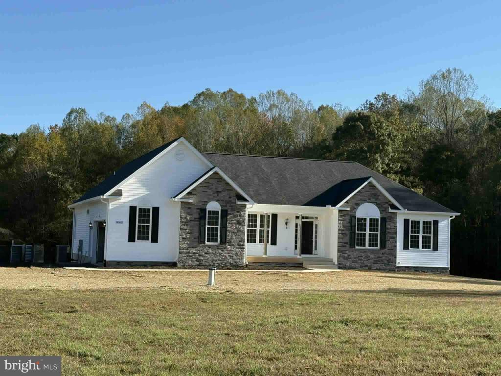 8360 MONCOVE LANE