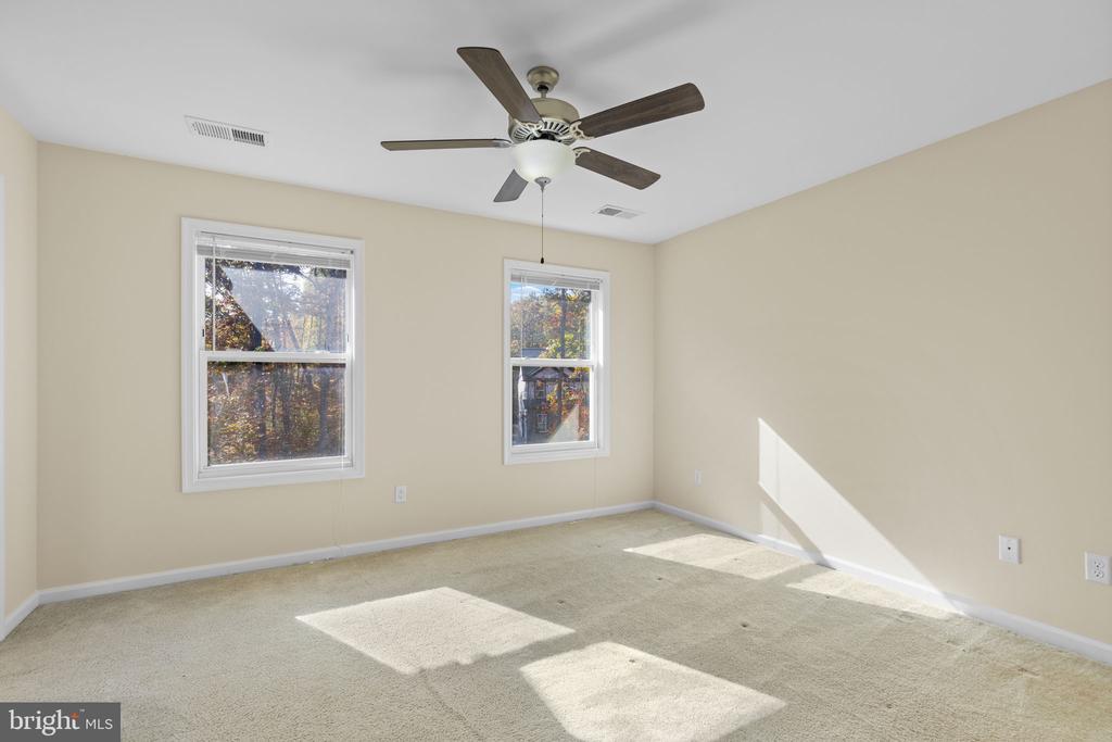 10903 THIEL COURT
