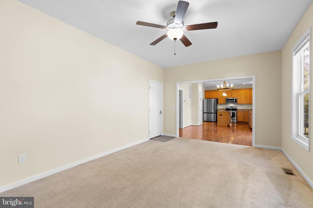 10903 THIEL COURT