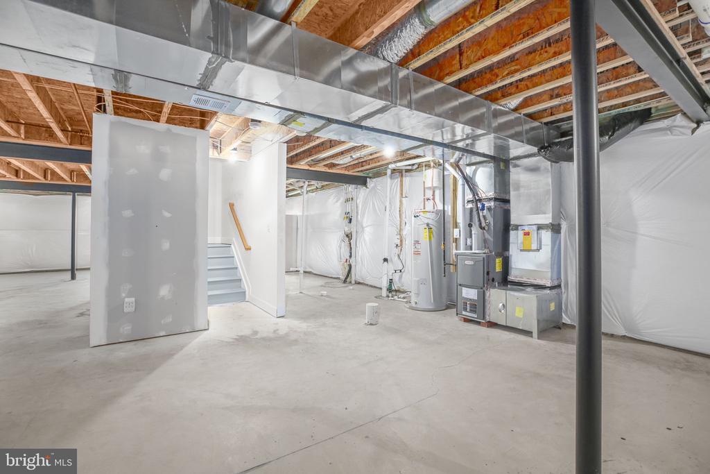 5631 CEDAR MOUNTAIN COURT