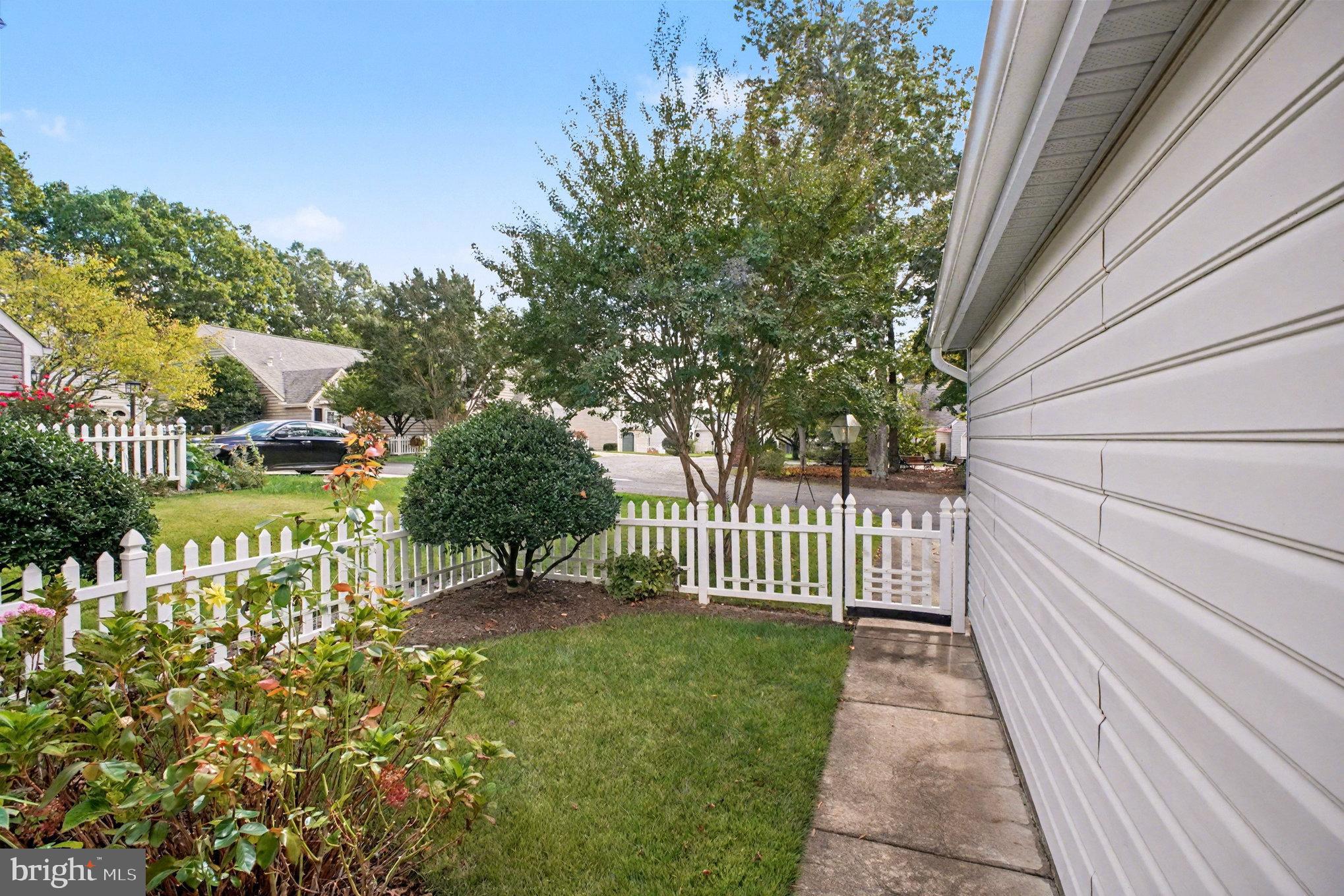 11239 STONE MILL COURT